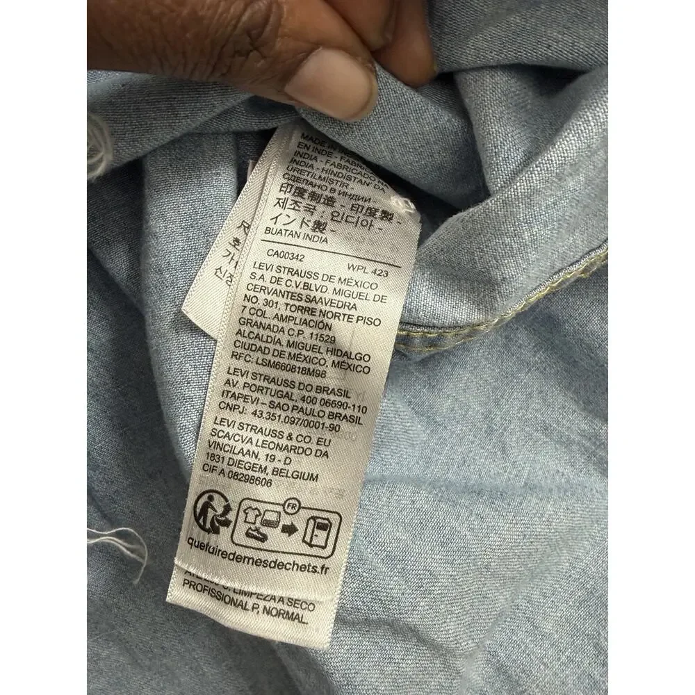Levis levis mens